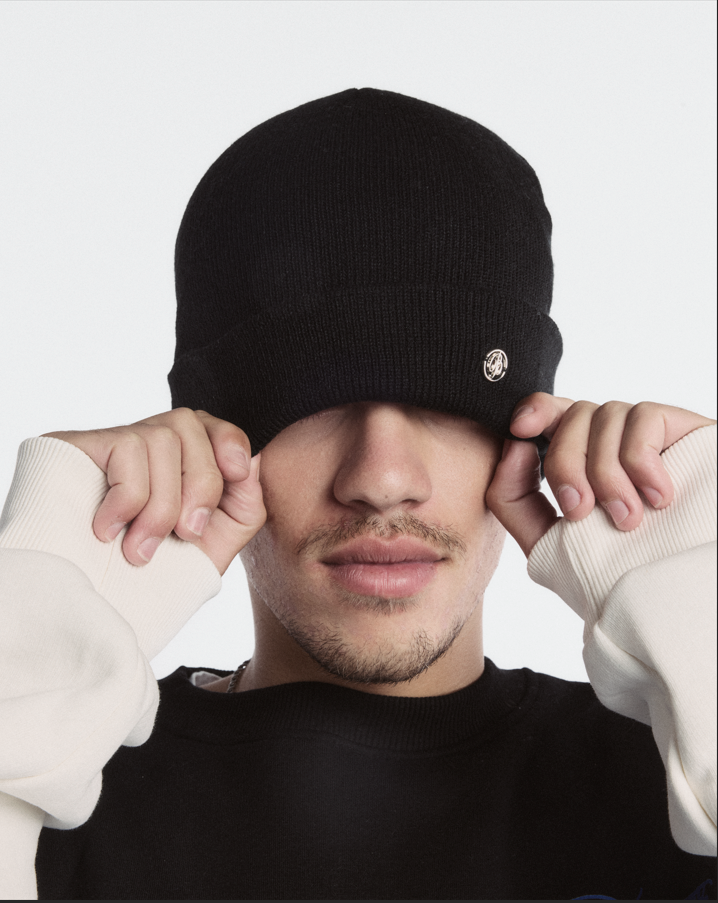 STATIC BLACK BEANIE